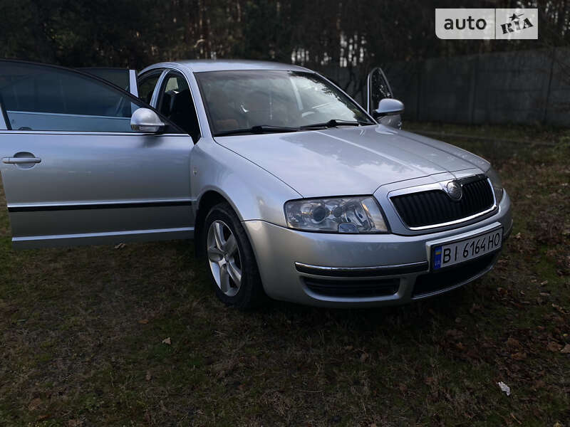 Лифтбек Skoda Superb 2008 в Полтаве