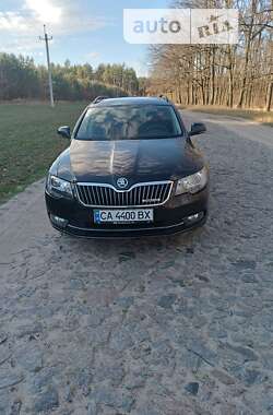 Універсал Skoda Superb 2015 в Умані