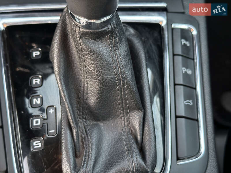 Универсал Skoda Superb 2010 в Чутове