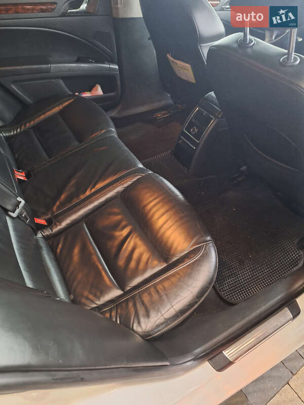 Лифтбек Skoda Superb 2012 в Ужгороде