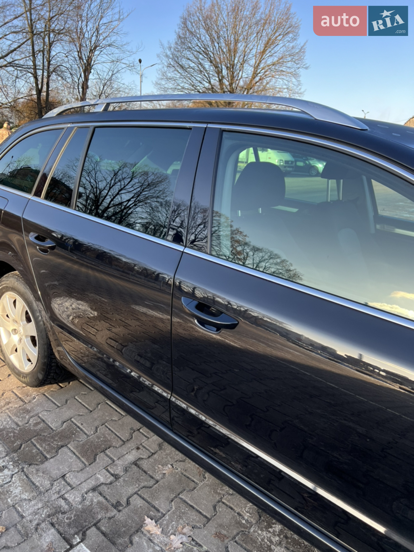2011 Skoda Superb - мініатюра 11