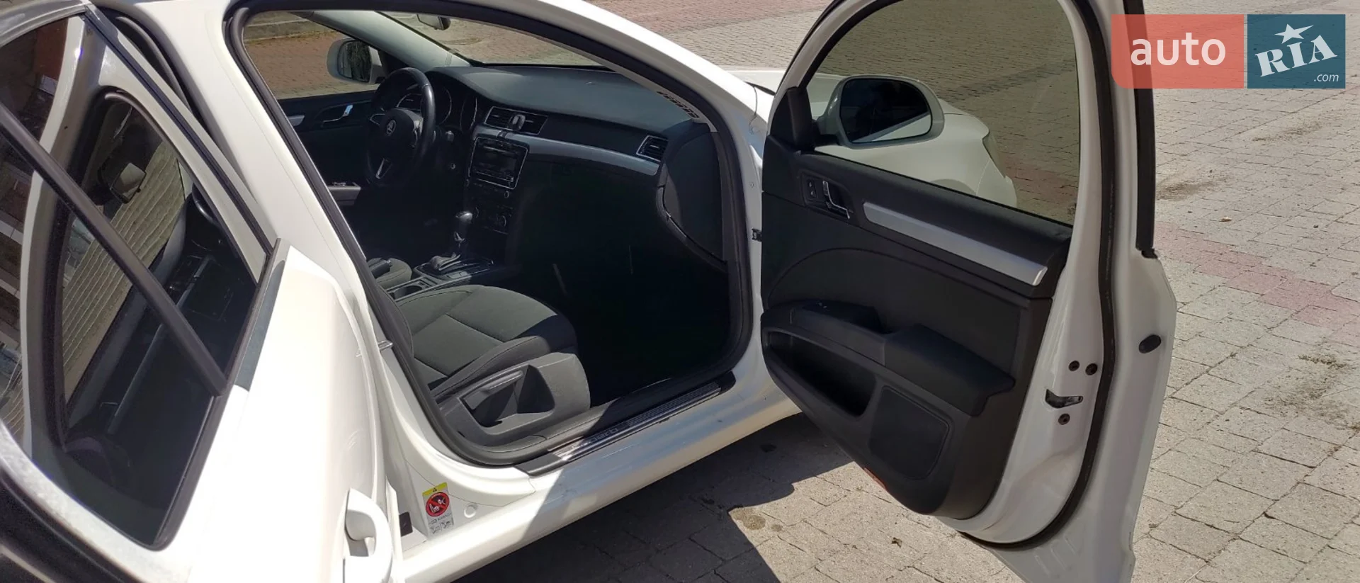 2013 Skoda Superb - мініатюра 10
