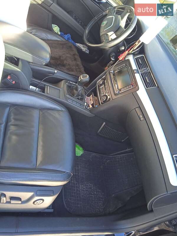 Універсал Skoda Superb 2010 в Гадячі