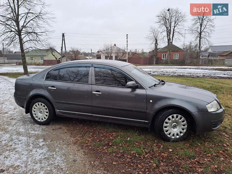 Лифтбек Skoda Superb 2003 в Сумах