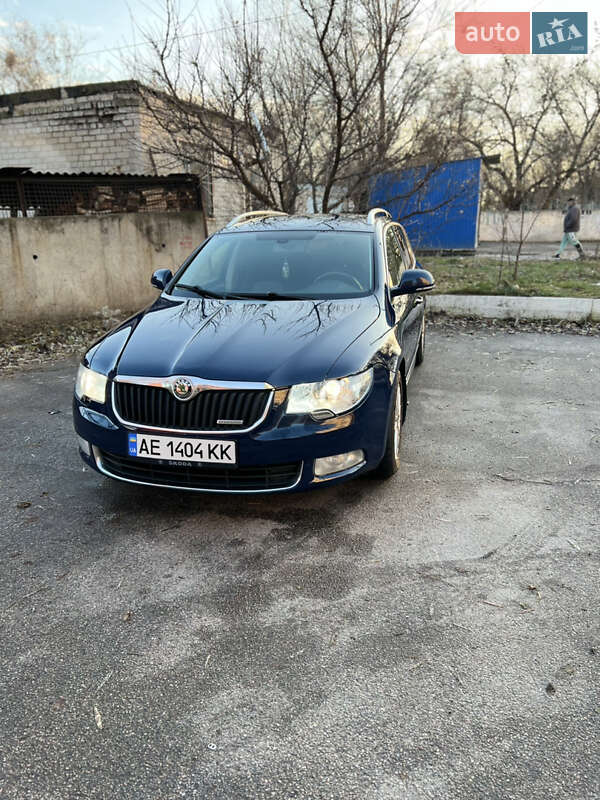 Универсал Skoda Superb 2011 в Днепре