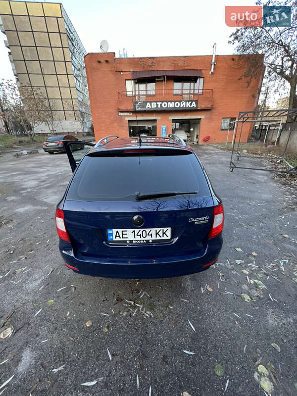 Универсал Skoda Superb 2011 в Днепре