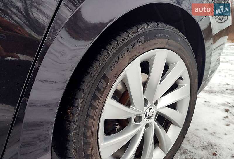 Лифтбек Skoda Superb 2018 в Днепре