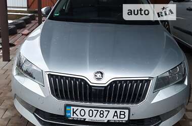 Универсал Skoda Superb 2019 в Ужгороде