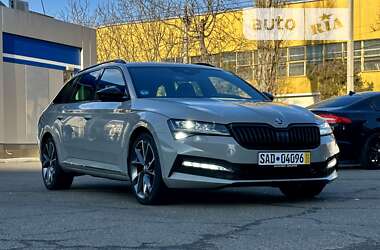 Універсал Skoda Superb 2021 в Одесі