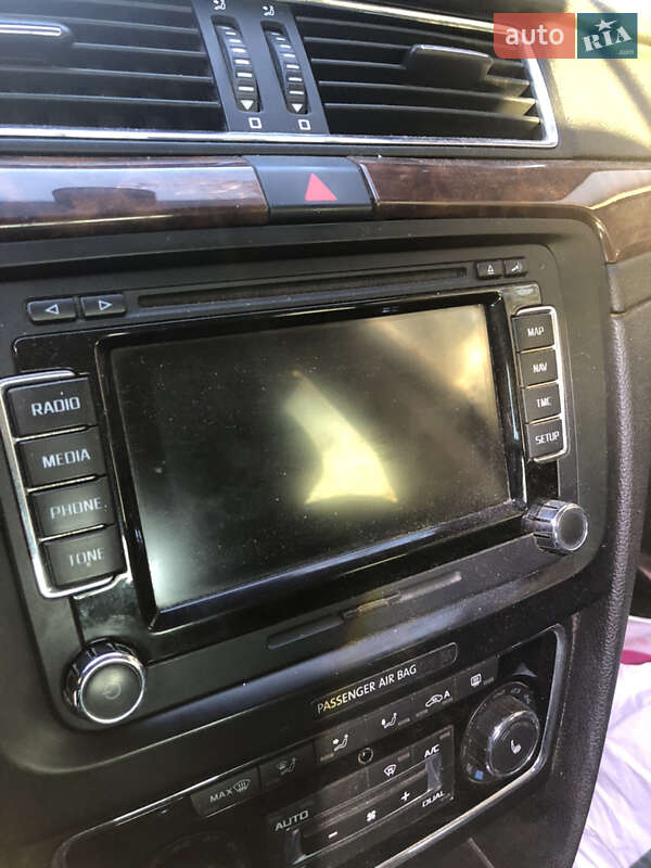 Лифтбек Skoda Superb 2014 в Ужгороде