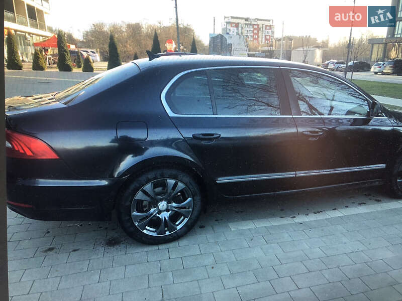 Лифтбек Skoda Superb 2014 в Ужгороде