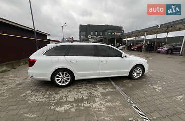 Універсал Skoda Superb 2015 в 
