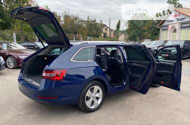 Універсал Skoda Superb 2017 в 