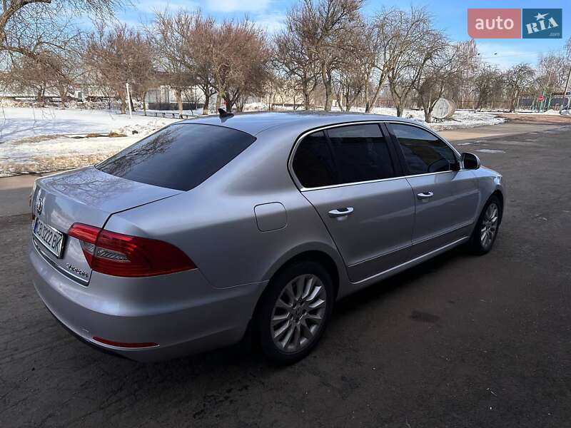 Лифтбек Skoda Superb 2013 в Нежине фото 5 Лифтбек Skoda Superb 2013 в Нежине