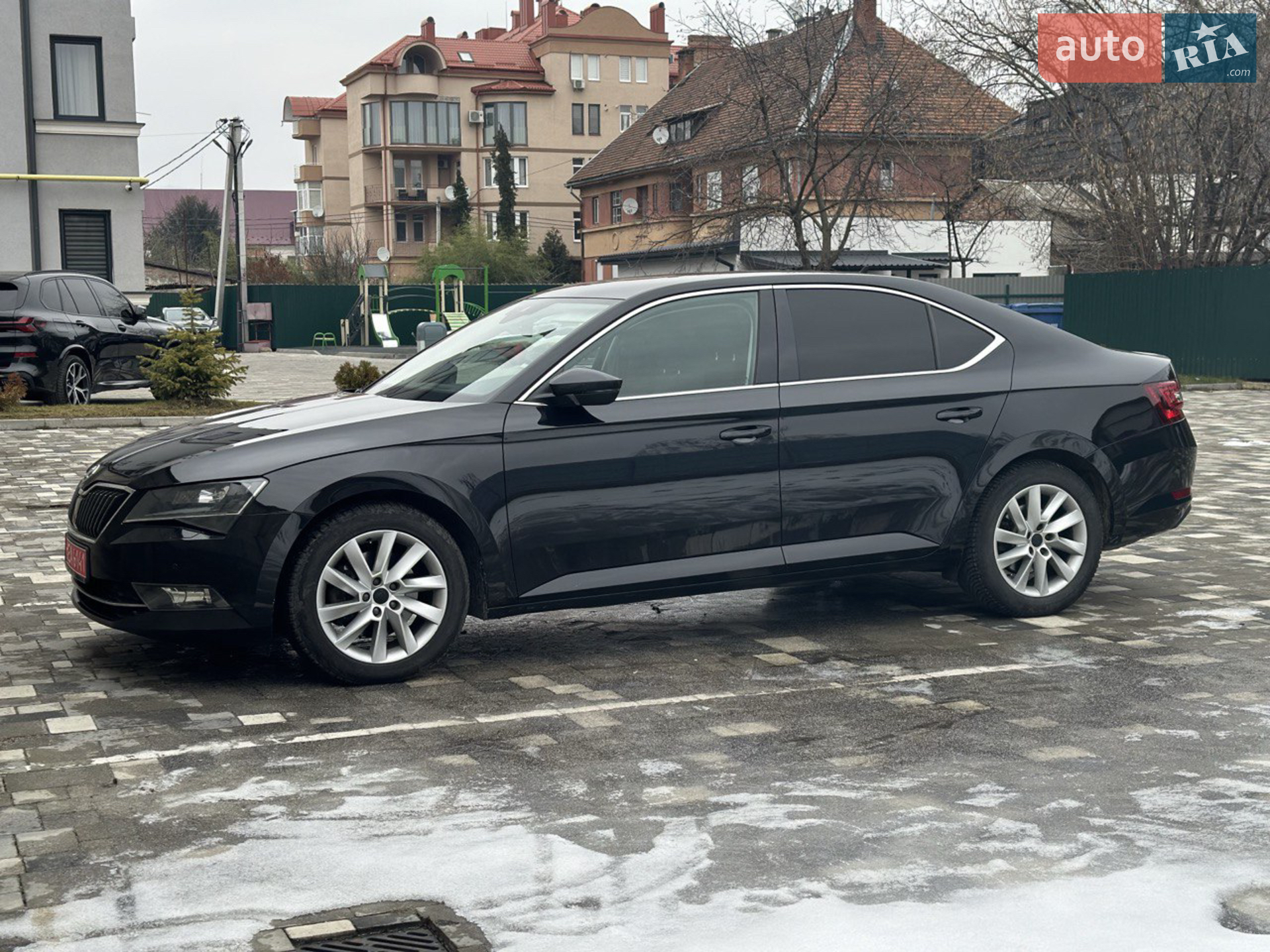 2019 Skoda Superb - фото 1