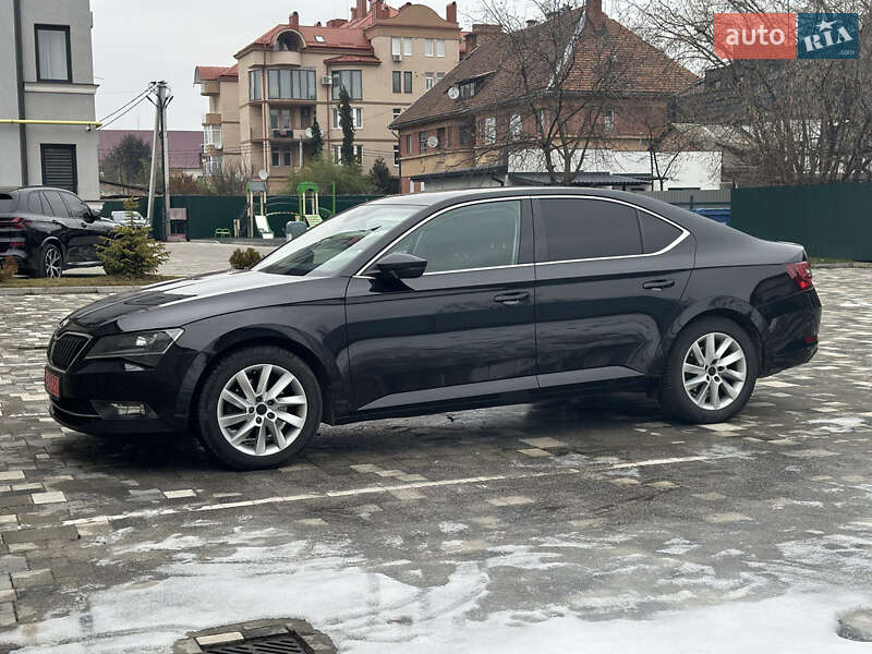 Skoda Superb 2019
