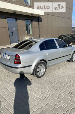 Ліфтбек Skoda Superb 2006 в Чорткові