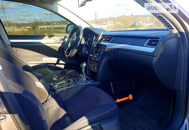 Універсал Skoda Superb 2012 в Вознесенську