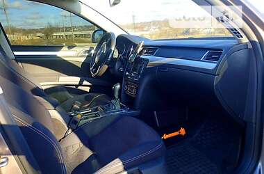 Универсал Skoda Superb 2012 в 