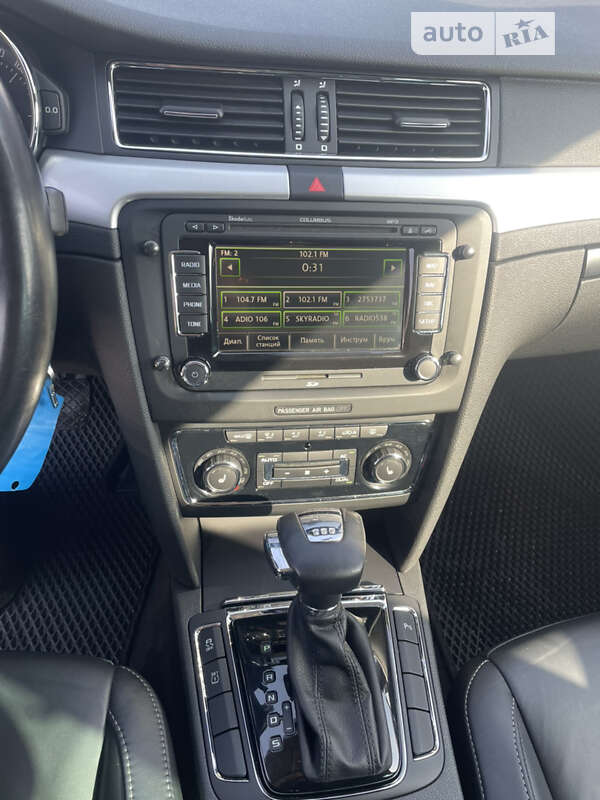 Універсал Skoda Superb 2012 в Львові фото 16 Універсал Skoda Superb 2012 в Львові
