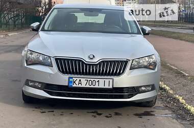 Лифтбек Skoda Superb 2019 в Киеве