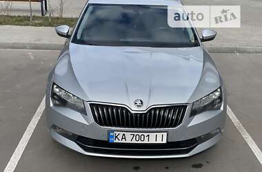 Ліфтбек Skoda Superb 2019 в Києві