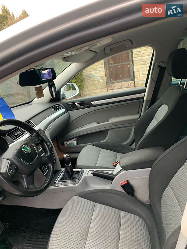 Универсал Skoda Superb 2012 в Хмельницком