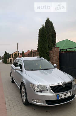 Універсал Skoda Superb 2012 в Хмельницькому