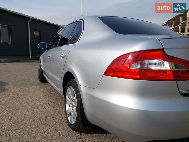 Лифтбек Skoda Superb 2012 в Ивано-Франковске фото 12 Лифтбек Skoda Superb 2012 в Ивано-Франковске