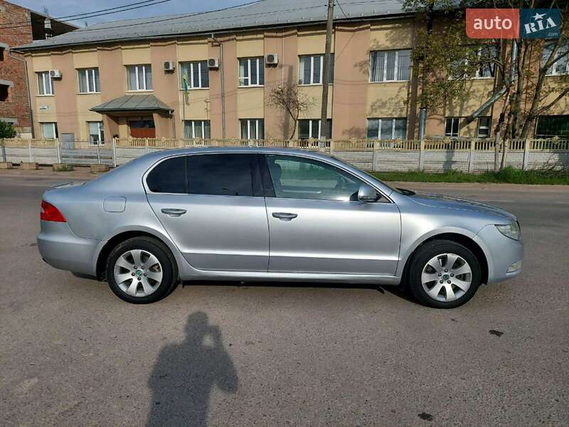 Лифтбек Skoda Superb 2012 в Ивано-Франковске фото 13 Лифтбек Skoda Superb 2012 в Ивано-Франковске