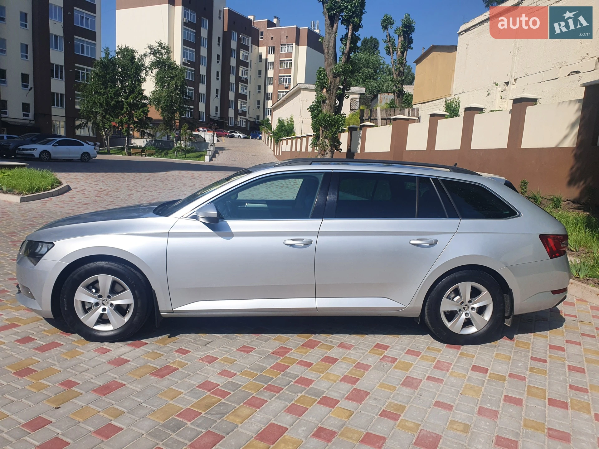 2016 Skoda Superb - мініатюра 9