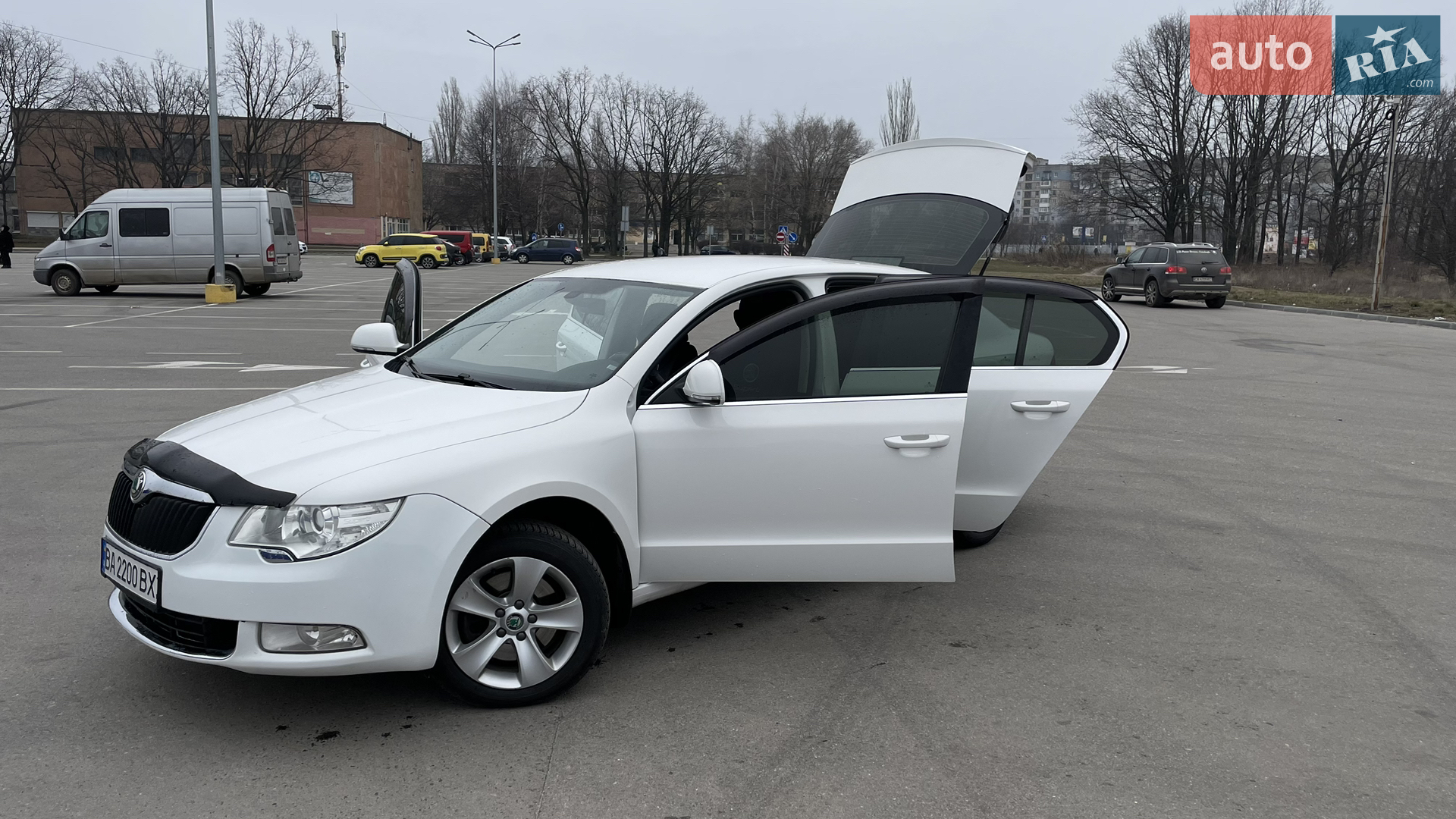 2013 Skoda Superb - мініатюра 13