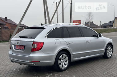 Универсал Skoda Superb 2013 в Луцке