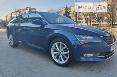 Универсал Skoda Superb 2017 в Луцке