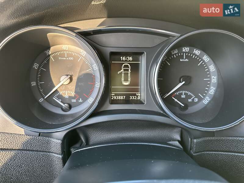 Универсал Skoda Superb 2010 в Киеве