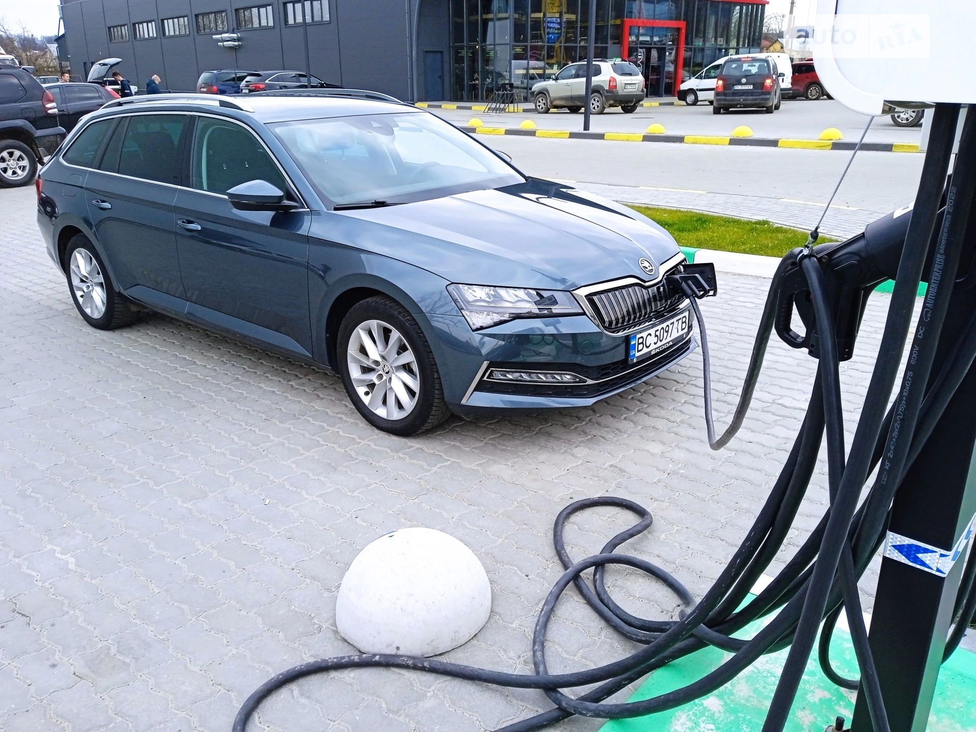 2020 Skoda Superb - мініатюра 9