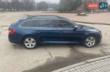 Універсал Skoda Superb 2017 в Кропивницькому