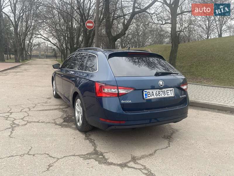 Универсал Skoda Superb 2017 в Кропивницком