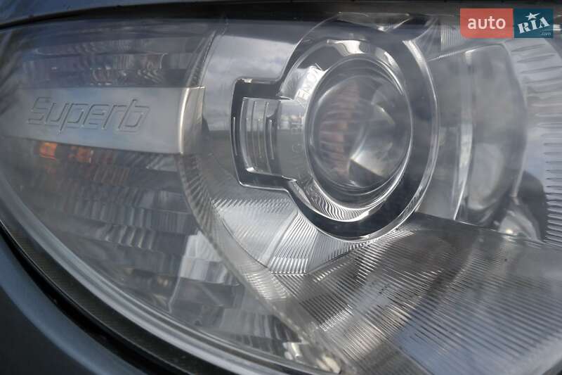 Ліфтбек Skoda Superb 2012 в Запоріжжі