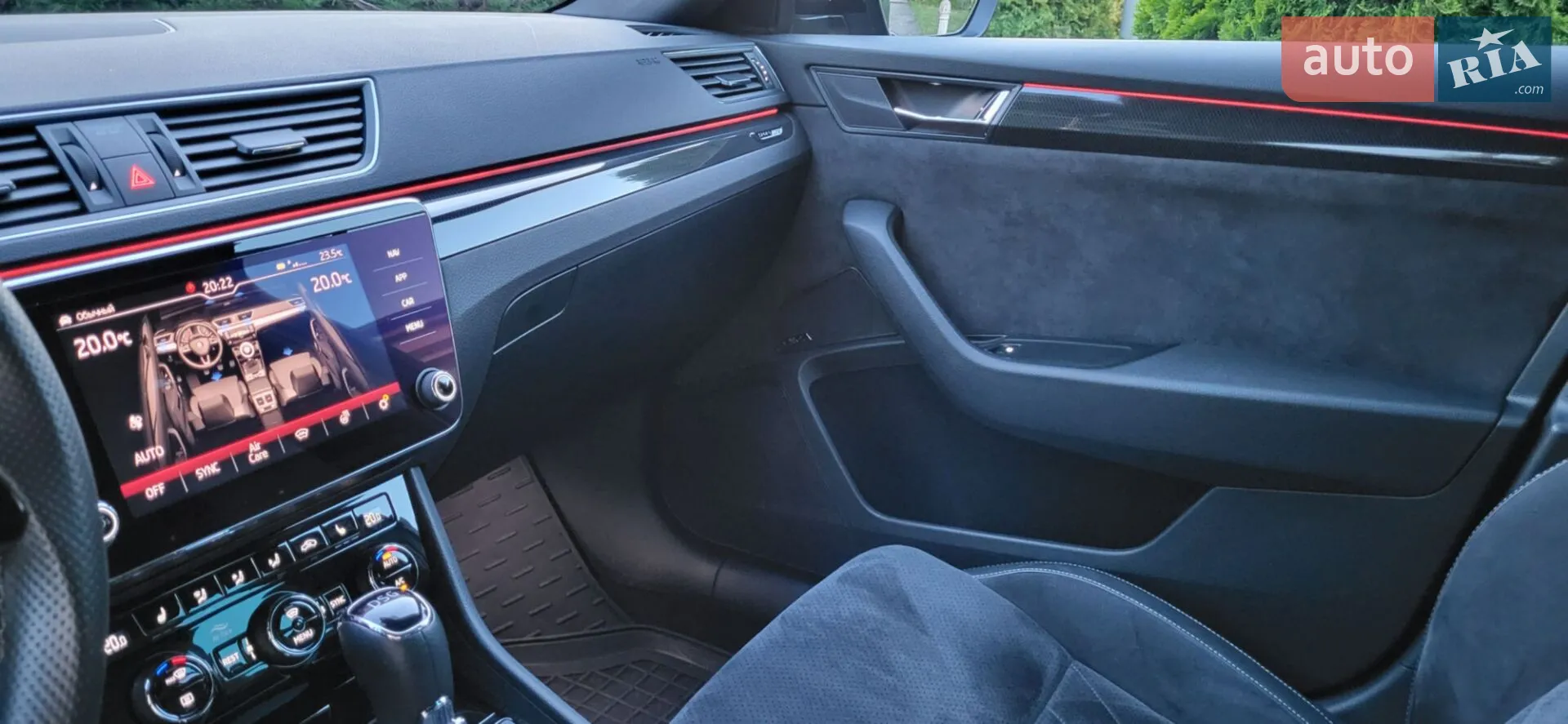 2019 Skoda Superb - мініатюра 16
