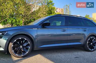 Универсал Skoda Superb 2019 в Ужгороде