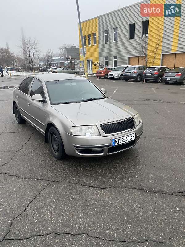 Ліфтбек Skoda Superb 2007 в Дніпрі