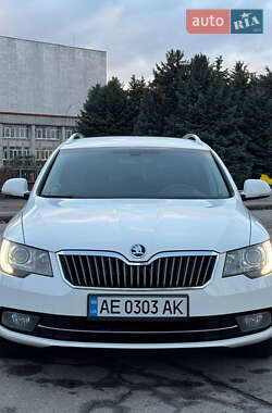 Универсал Skoda Superb 2014 в 