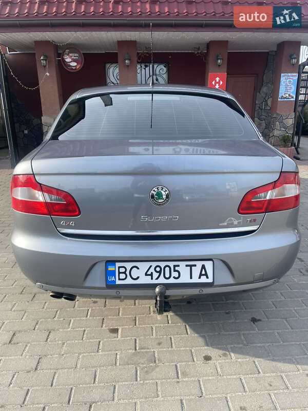 Лифтбек Skoda Superb 2008 в Львове