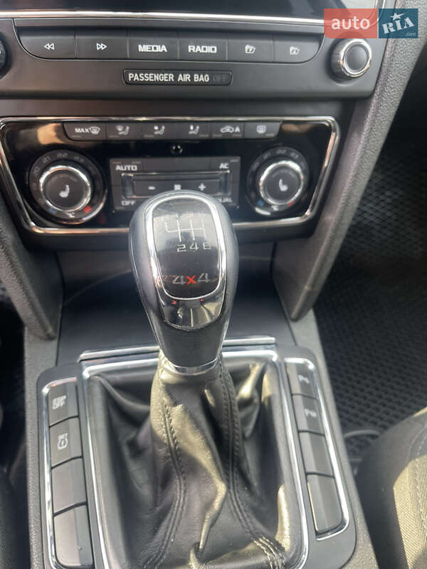 Лифтбек Skoda Superb 2008 в Львове