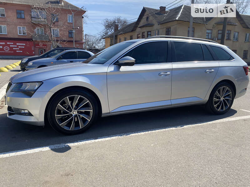 Универсал Skoda Superb 2016 в Покрове