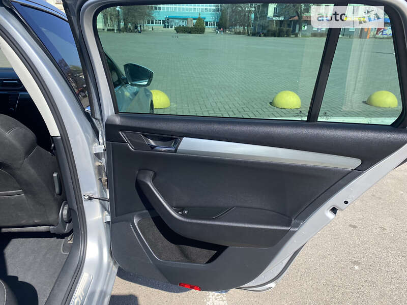 Универсал Skoda Superb 2016 в Покрове