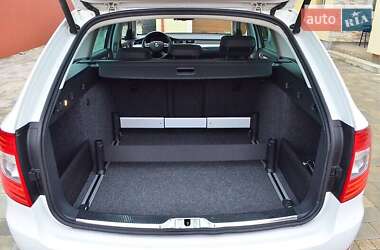 Універсал Skoda Superb 2013 в 