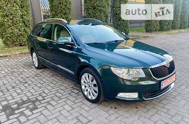 Универсал Skoda Superb 2010 в Ровно