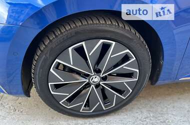 Лифтбек Skoda Superb 2020 в 
